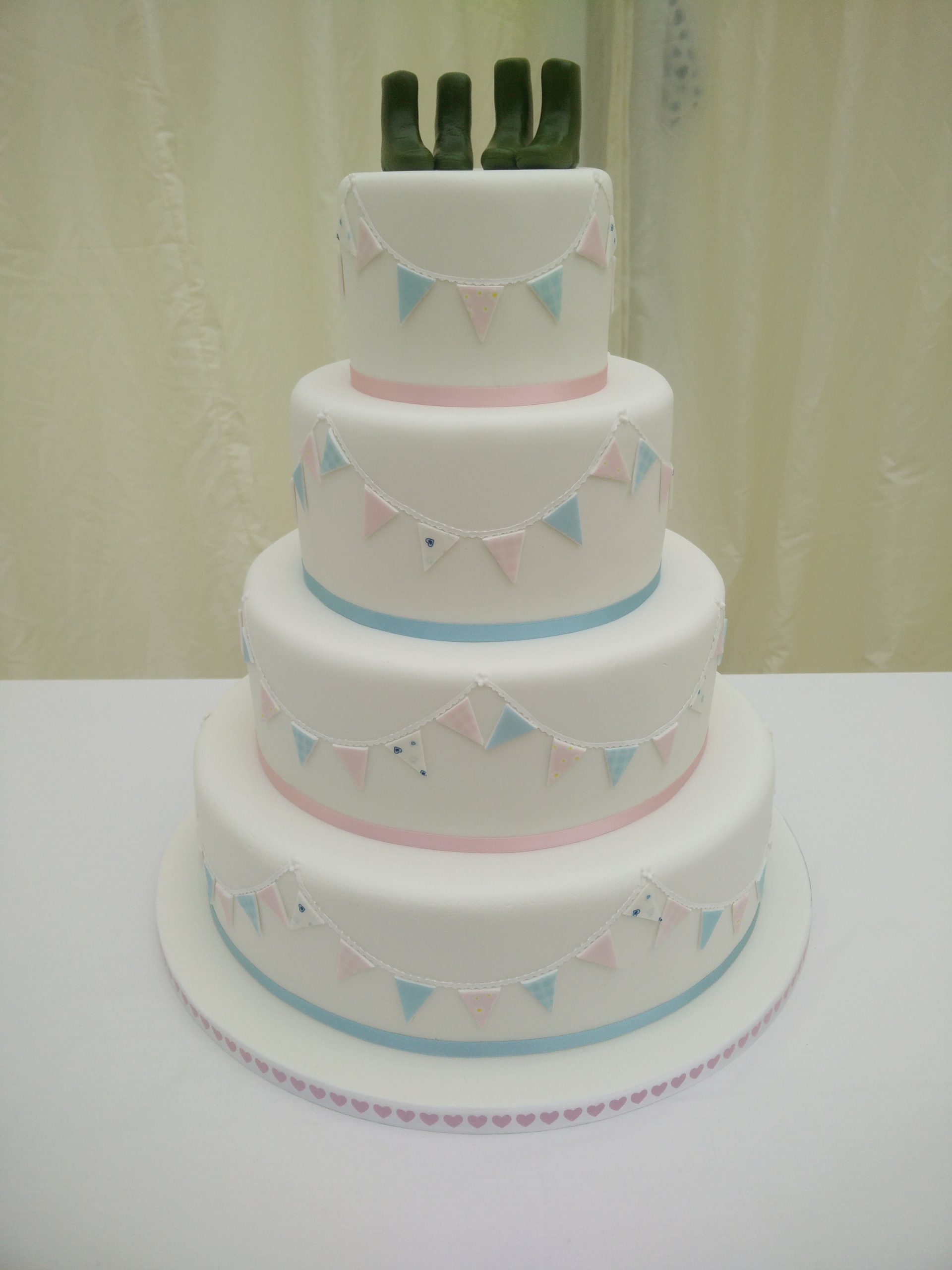 Bunting Wedding cake